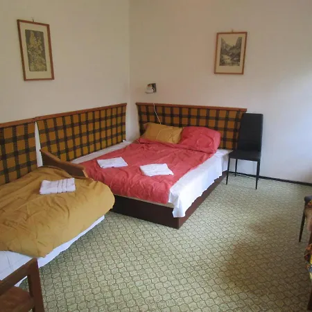 Tatil Evi Korosliget Vendeghaz *
